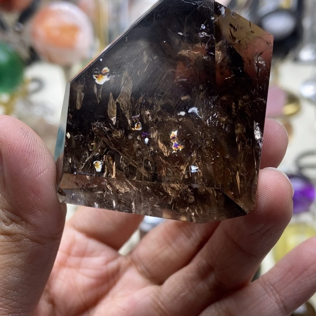 水晶摆件未镶嵌伊****猪茶晶