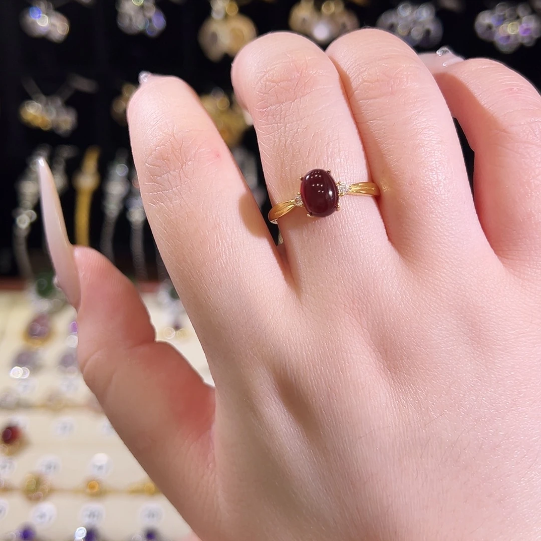 s***y戒指银S925镶嵌石榴石