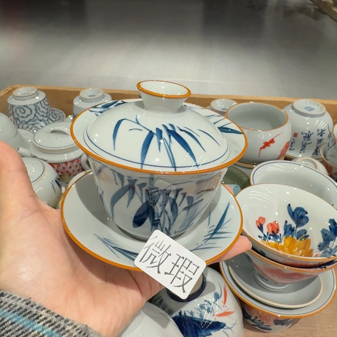 釉下手绘茶具微瑕