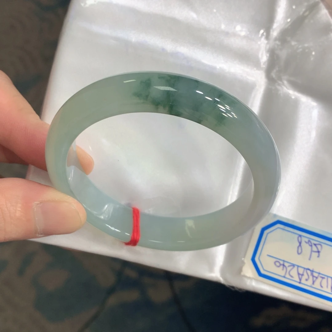 翡翠未镶嵌手镯翡翠