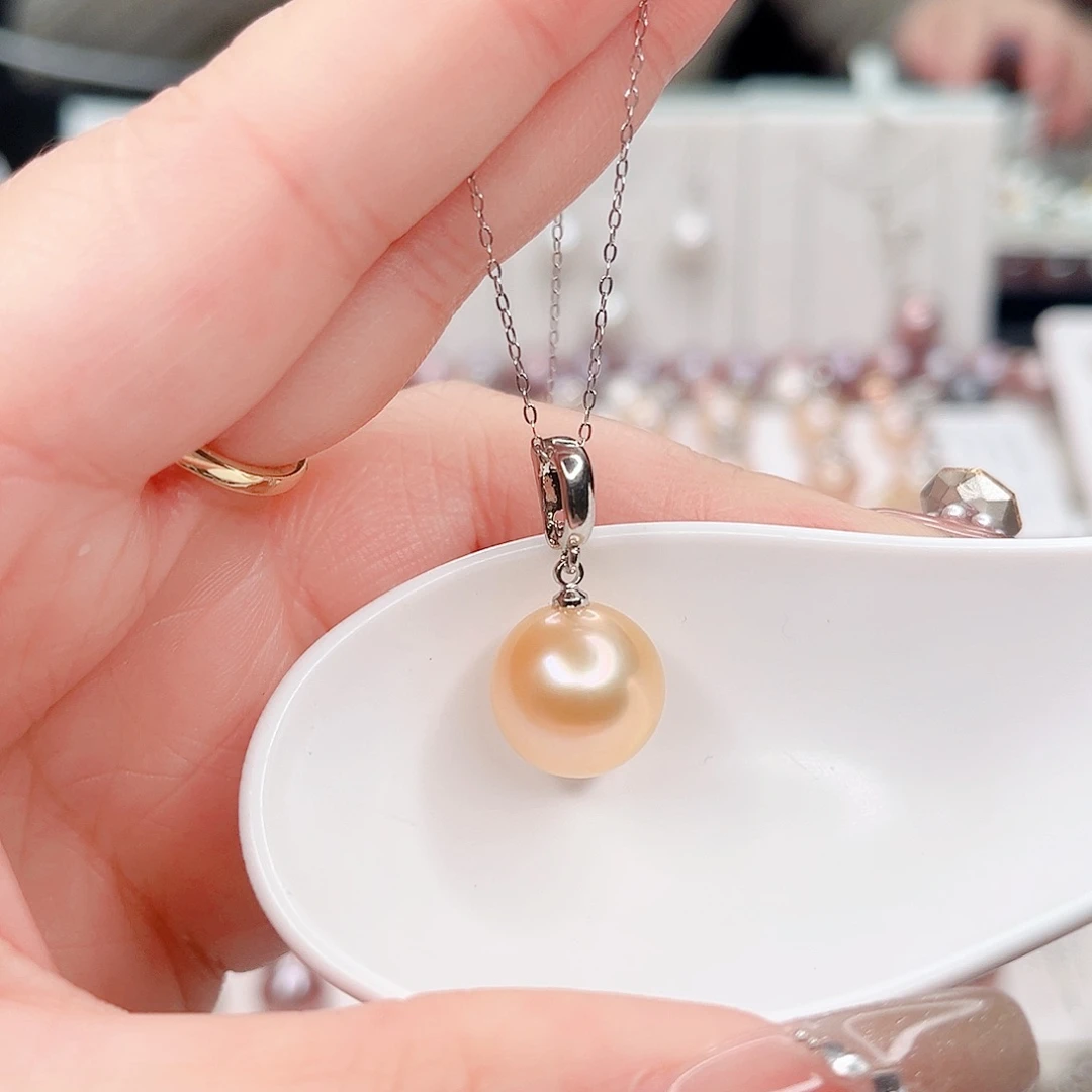 淡水珍珠吊坠(赠链)合金