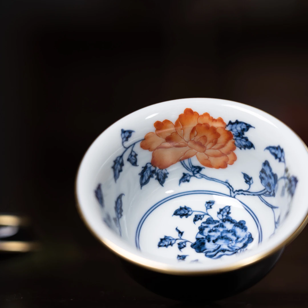 【所谓】-黑金描金山茶花陶瓷压手杯-JD1540