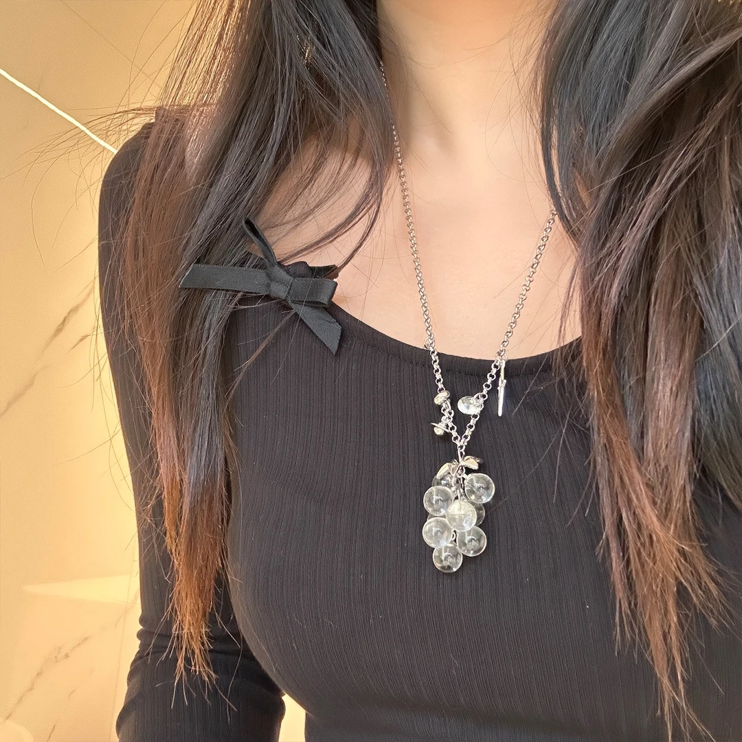 oushipei/欧诗佩 铜合金仿水晶项链 小众透明水晶葡萄串珠项链女