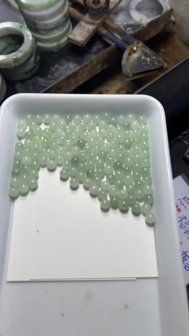 冰珠子一个6+mm 天然缅甸翡翠A货品质多样性发货