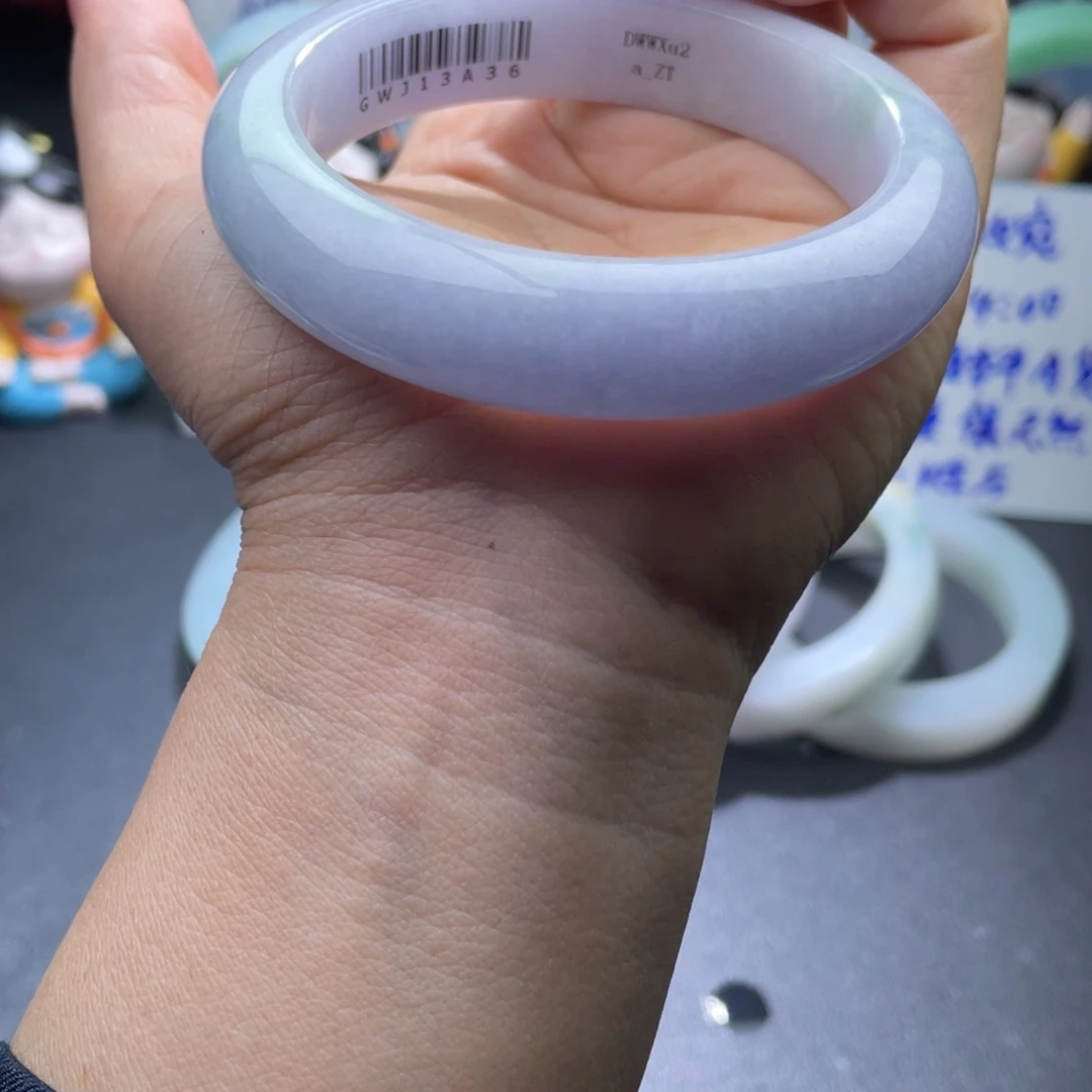 浴***生定制翡翠未镶嵌翡翠