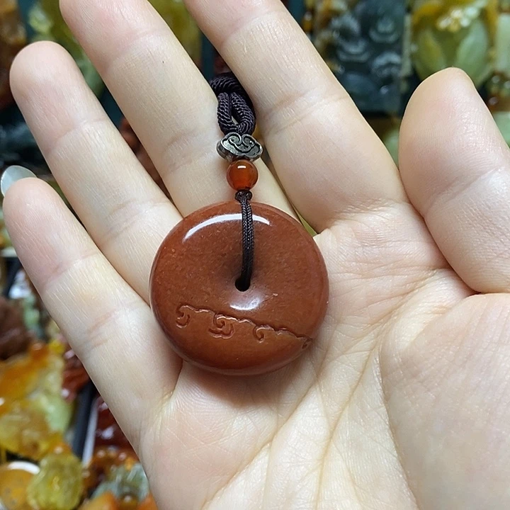 岫玉未镶嵌吊坠(赠链)