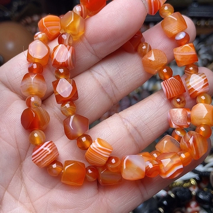 玛瑙/玉髓未镶嵌手链发一条