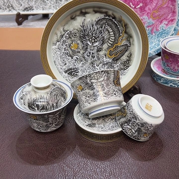 摆件景德镇陶瓷协会会长