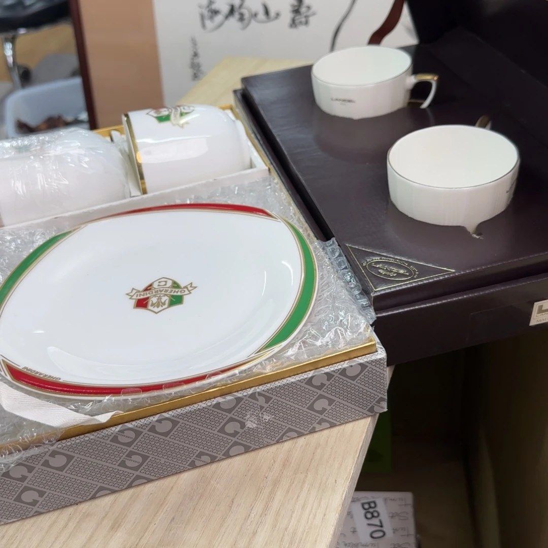 摆件瓷器啊啊啊啊啊