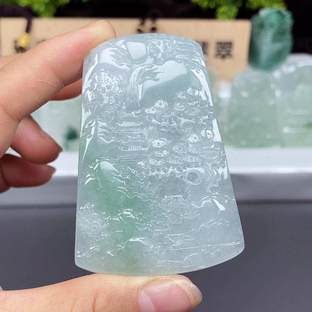 翡翠未镶嵌颈饰翡翠