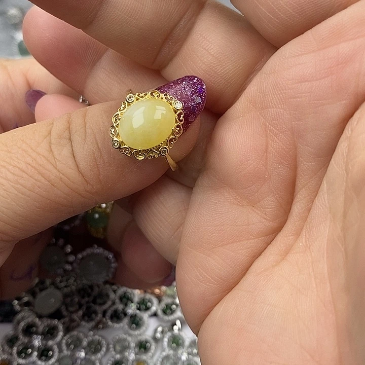 未镶嵌戒指翡翠?*?缅甸