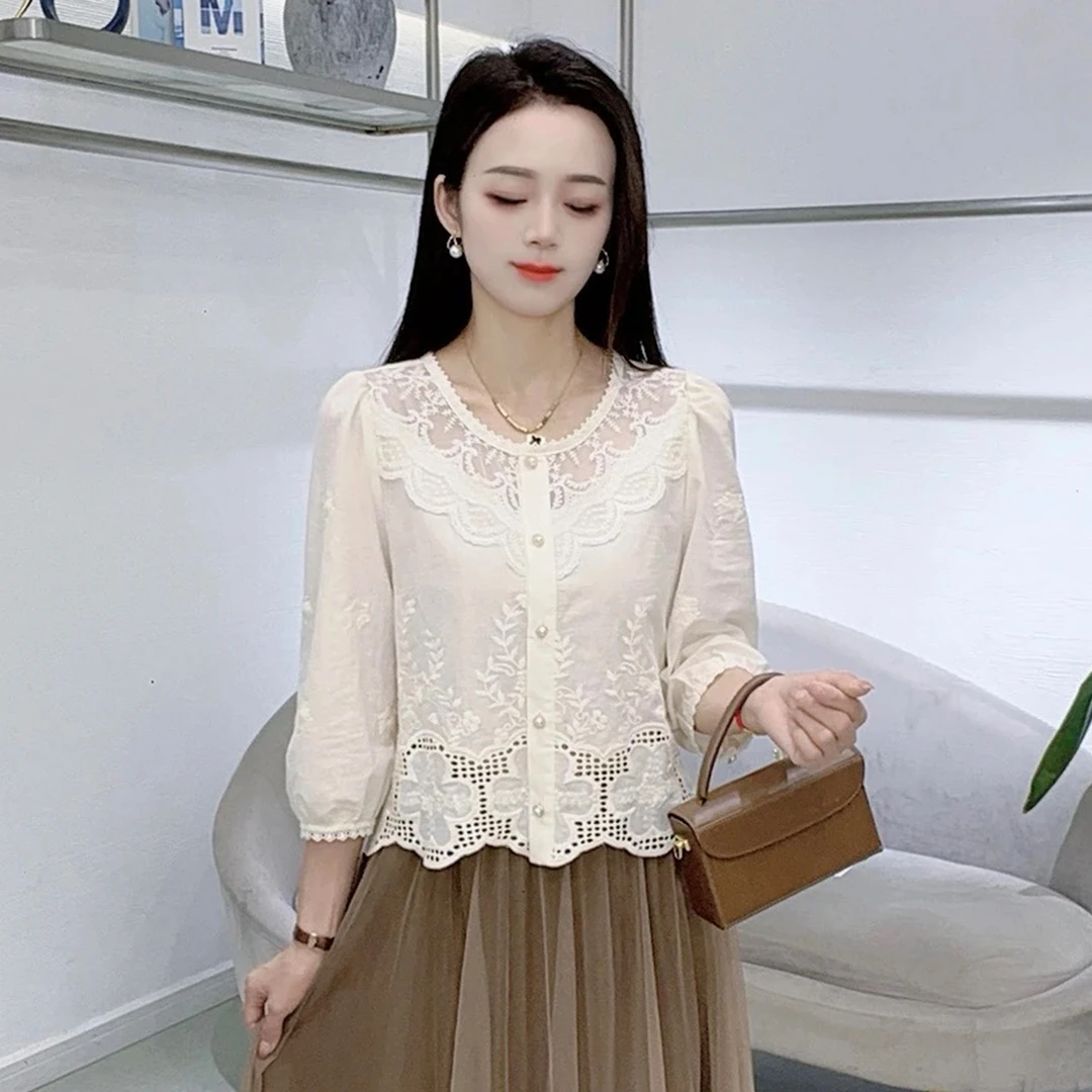 法式时尚洋气蕾丝衬衫女2025早秋新款设计感显瘦气质百搭衬衣小衫