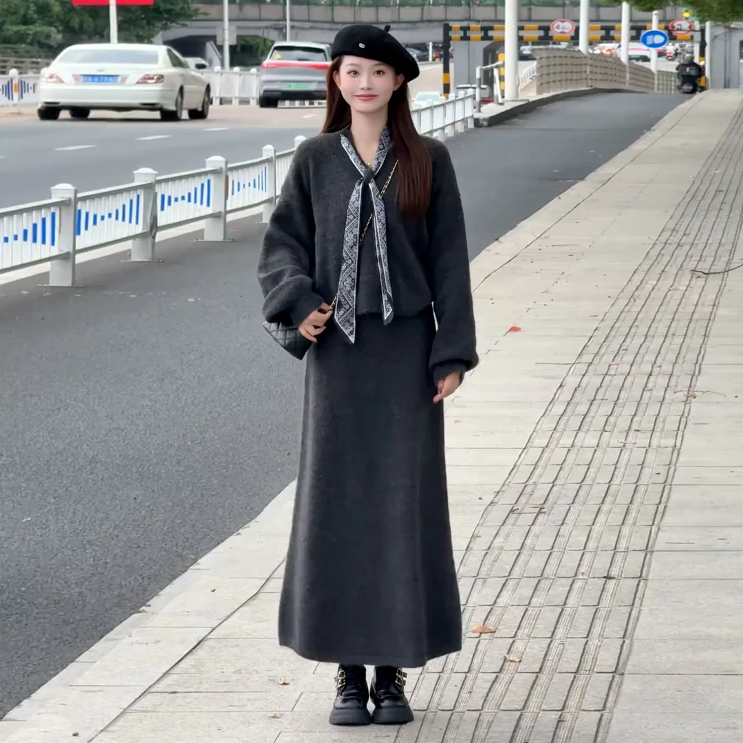 韩系高级感灰色针织连衣裙早秋季慵懒风毛衣套装长裙8703