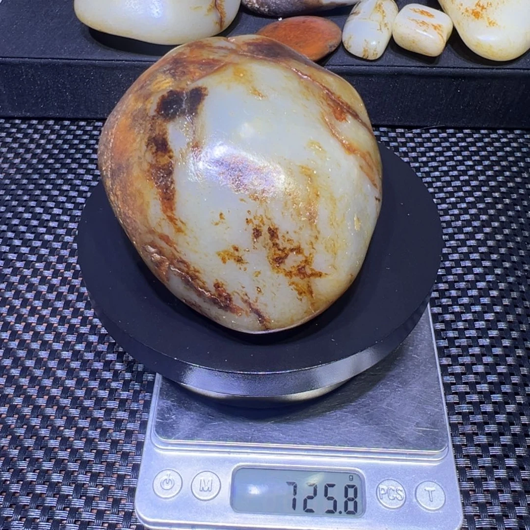 和田玉（子料）未镶嵌吊坠(不含链)725克