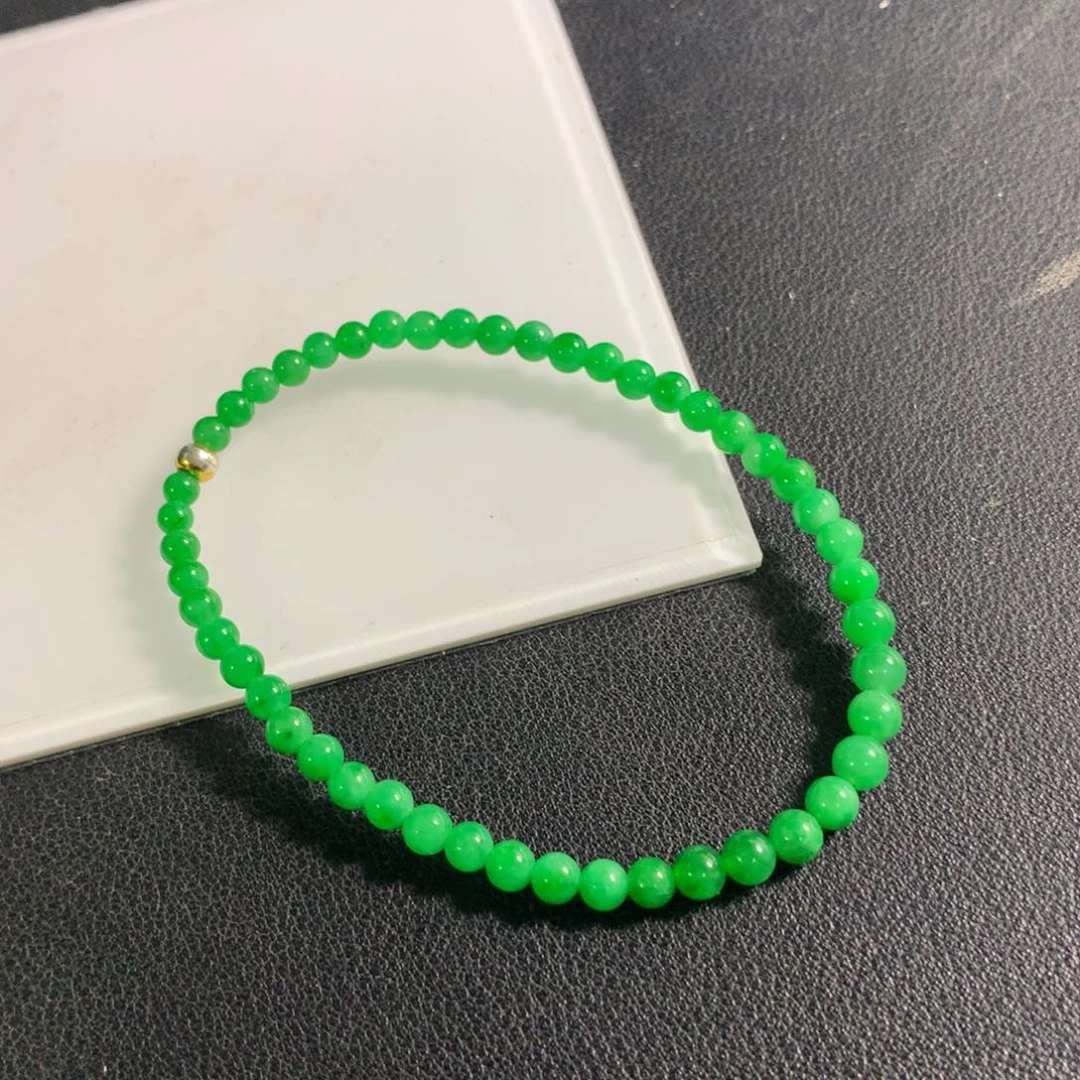 翡翠未镶嵌颈饰手串