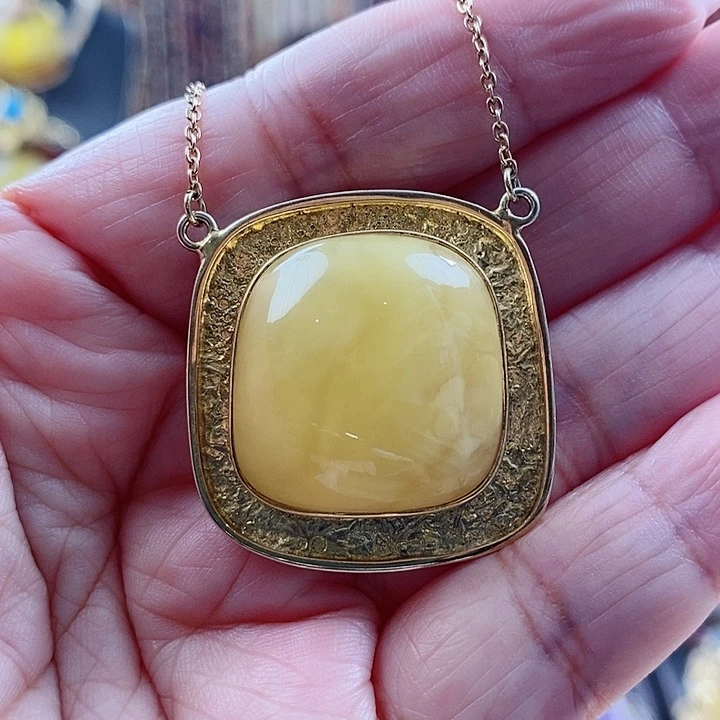 琥珀颈饰银S925镶嵌吊坠