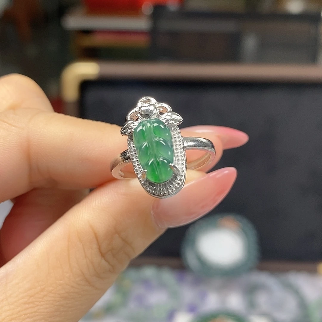 翡翠未镶嵌颈饰翡翠冰绿树叶戒指