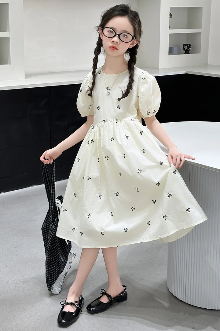 童小乖MLY&x-828款刺绣蝴蝶结连衣裙