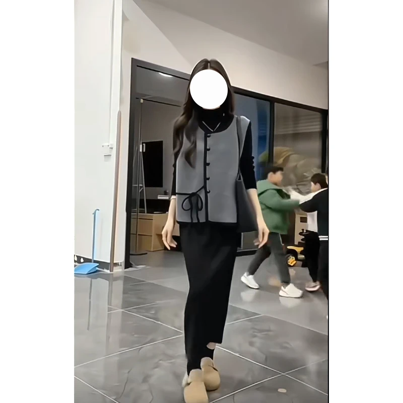 半高领黑色打底上衣女秋季大码穿搭设计感内搭叠穿针织马甲两件套