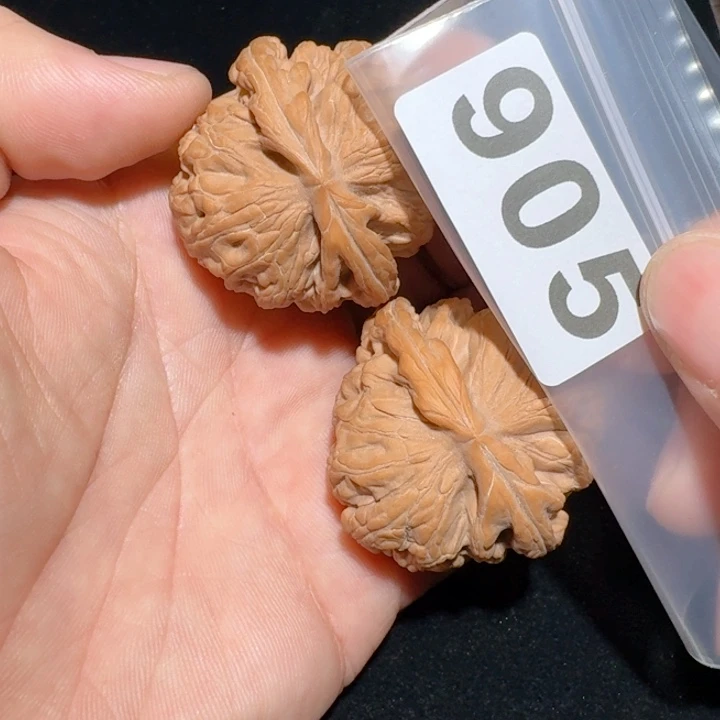 文玩核桃把件风*语红锦鲤42