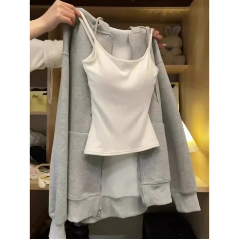 白色纯欲吊带背心女夏季带胸垫内搭高级感美背外穿性感打底衫上衣