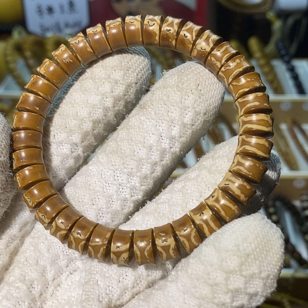 紫金鼠手串花皮熊猫鬼脸竹节款 9.6