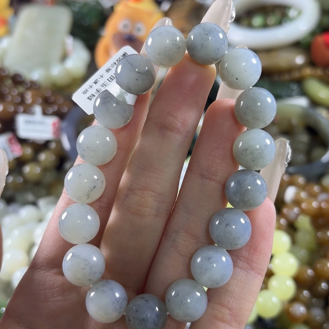 和田玉未镶嵌手链2