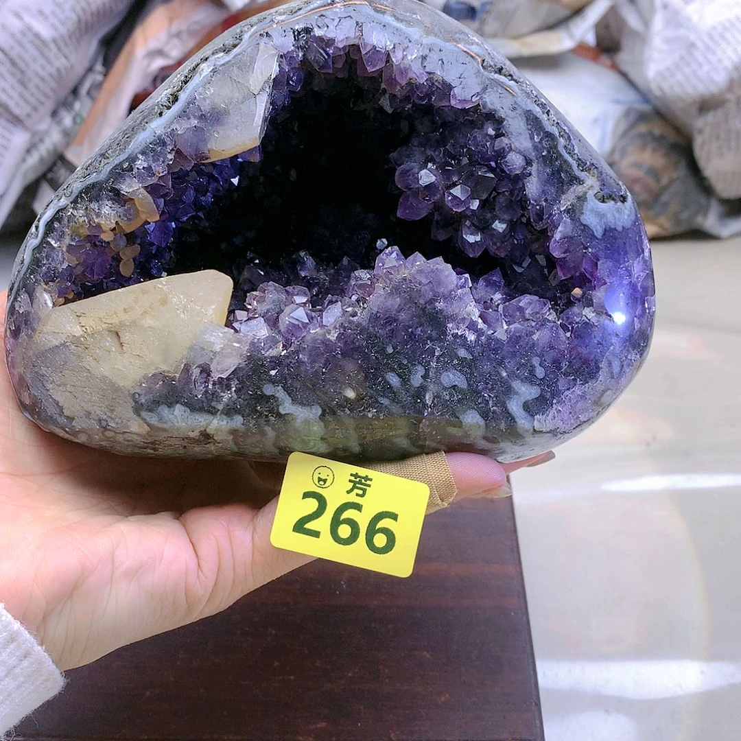 紫晶大型摆件（非配饰）未镶嵌