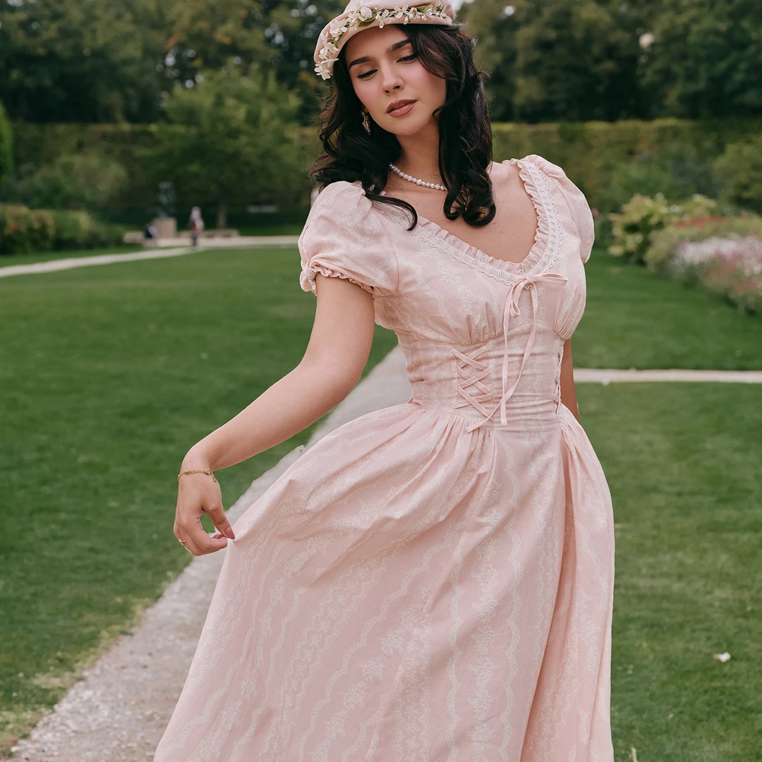 LaceMade 润润水蜜桃 法式田园风v领收腰显瘦通勤连衣裙女秋