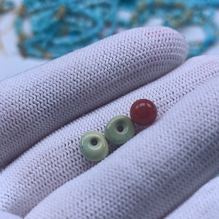 南红玛瑙未镶嵌珠宝奇石