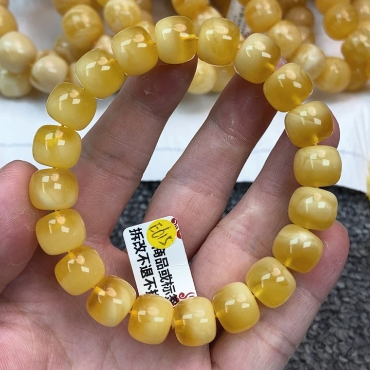琥珀未镶嵌珠宝奇石25