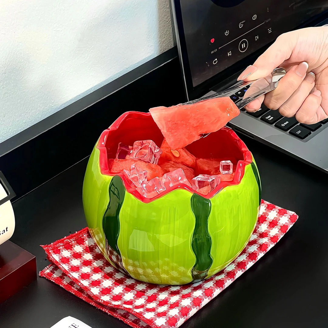 设计感小众西瓜碗家用陶瓷碗沙拉碗高颜值餐具大容量水果冰沙碗