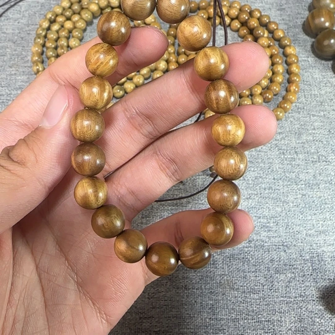 木奕****⭐阿根廷绿檀1.0满水波超精工