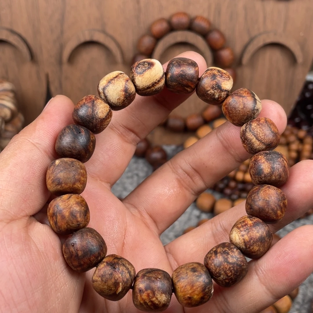 贡木贡木12.13老型瑕疵