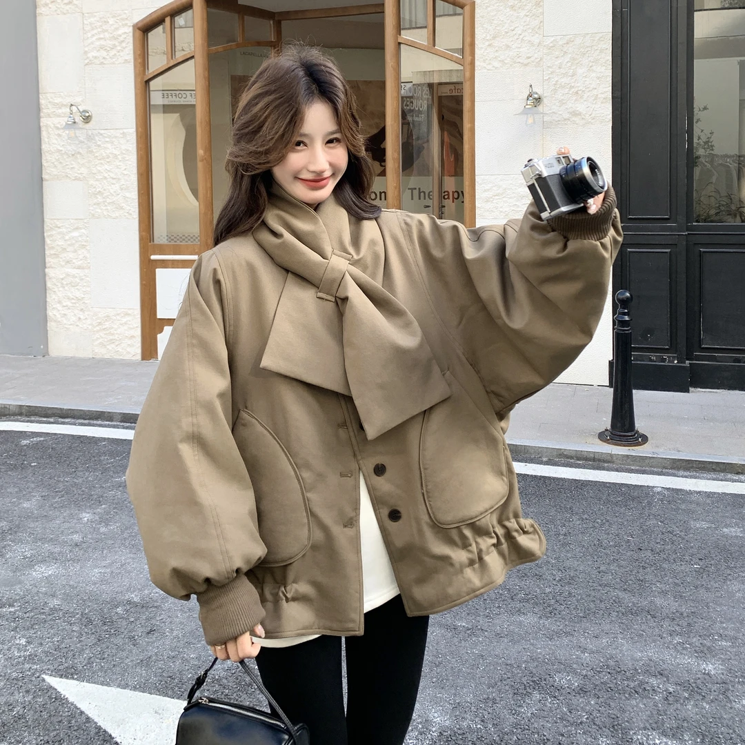 复古港风围巾领白鸭绒羽绒服女2025冬季新款抽绳下摆可爱花边外套