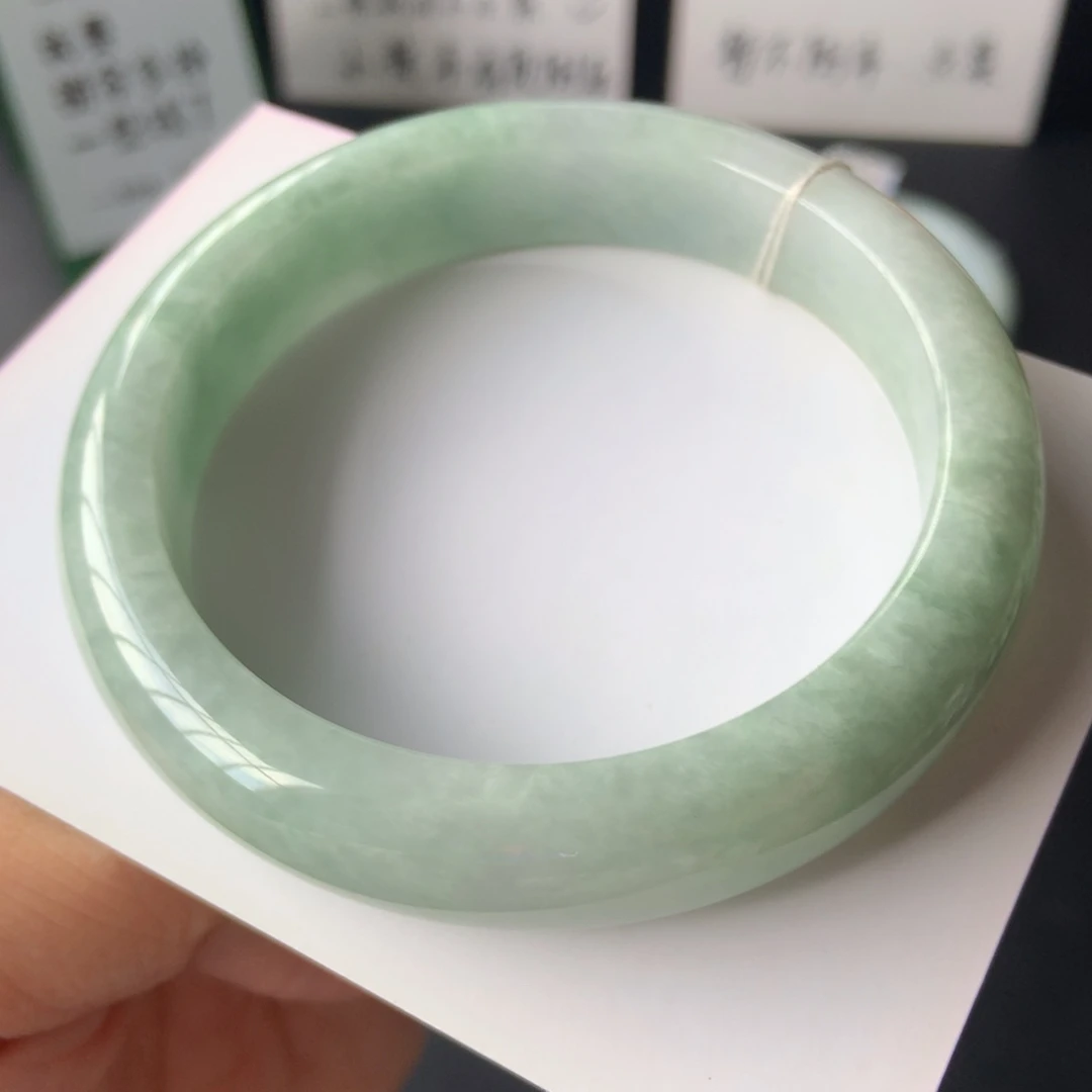 翡翠手镯未镶嵌3号56.9-13.3-8.4
