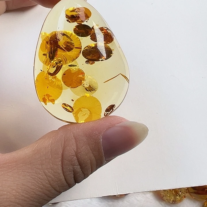 琥珀（花珀）未镶嵌颈饰