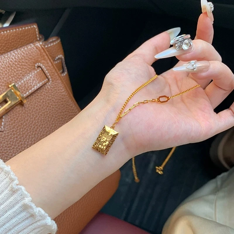 精工高版本碎冰冰方块项链