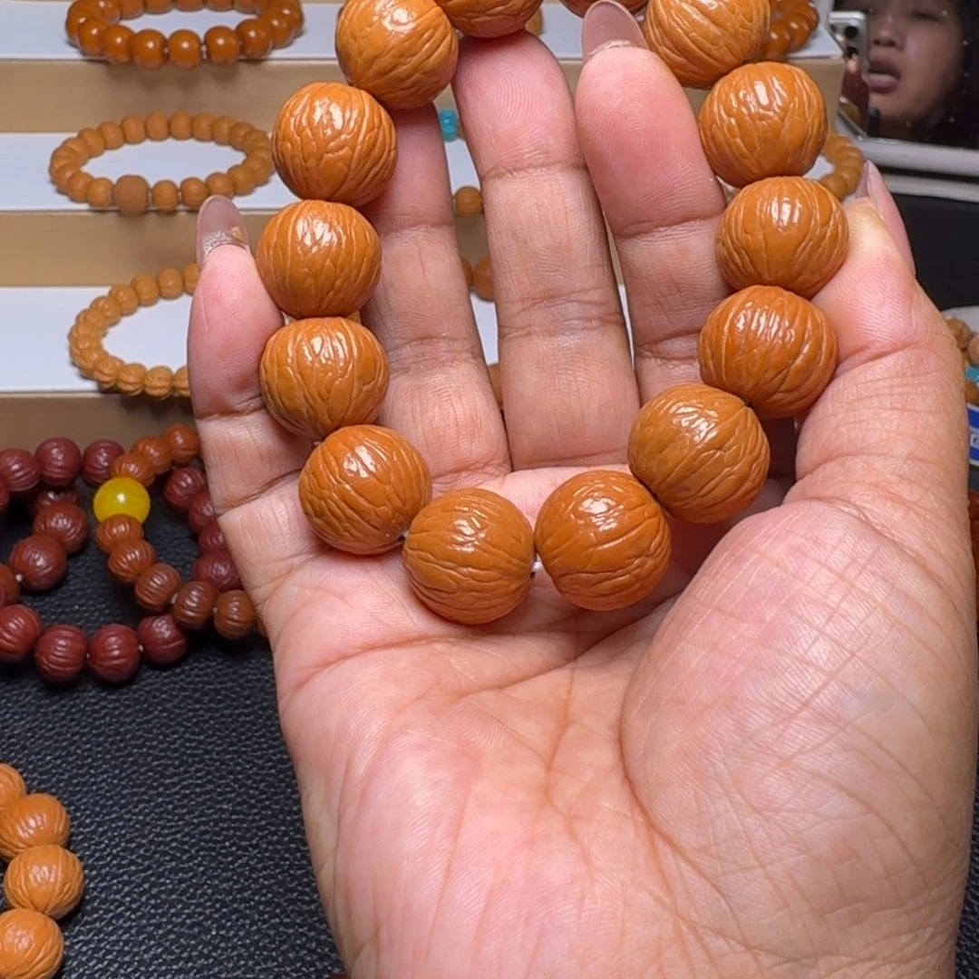 猴头核桃手串聚宝盆