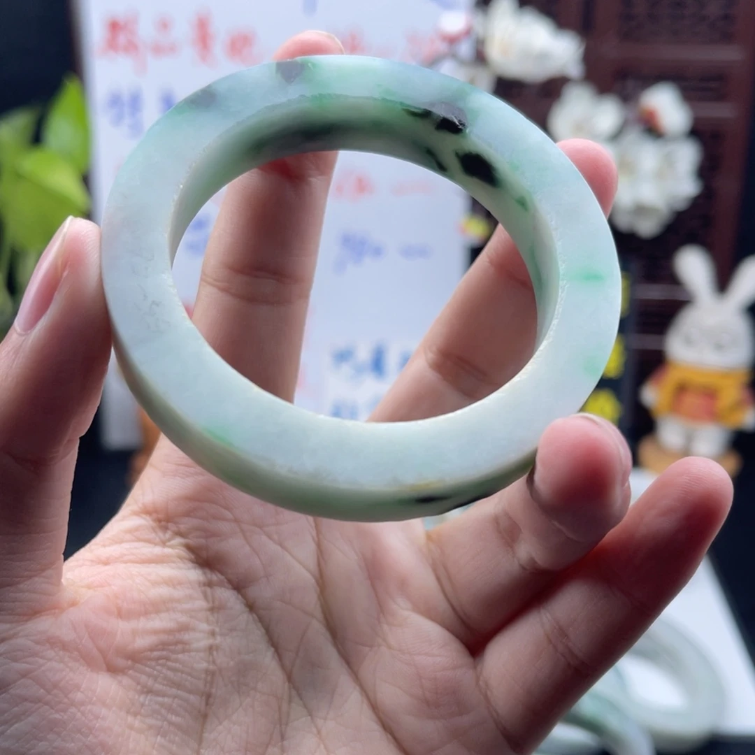 定制翡翠未镶嵌晴水