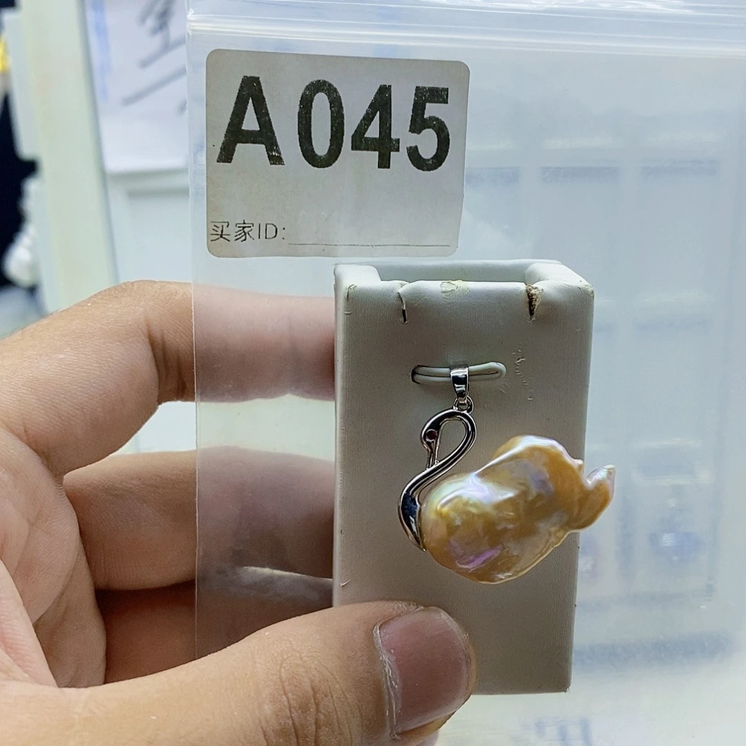 淡水珍珠颈饰合金