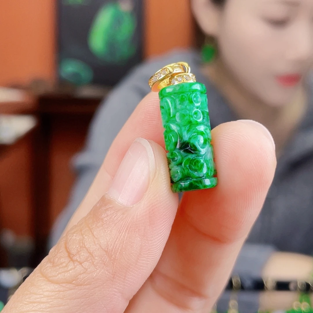 翡翠未镶嵌耳饰饰品