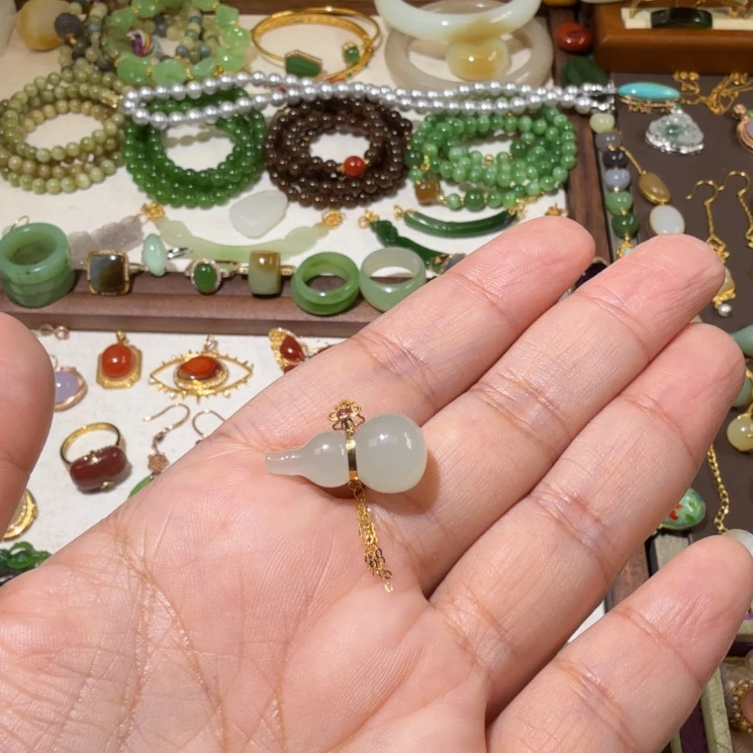 和田玉18K金镶嵌吊坠(不含链)