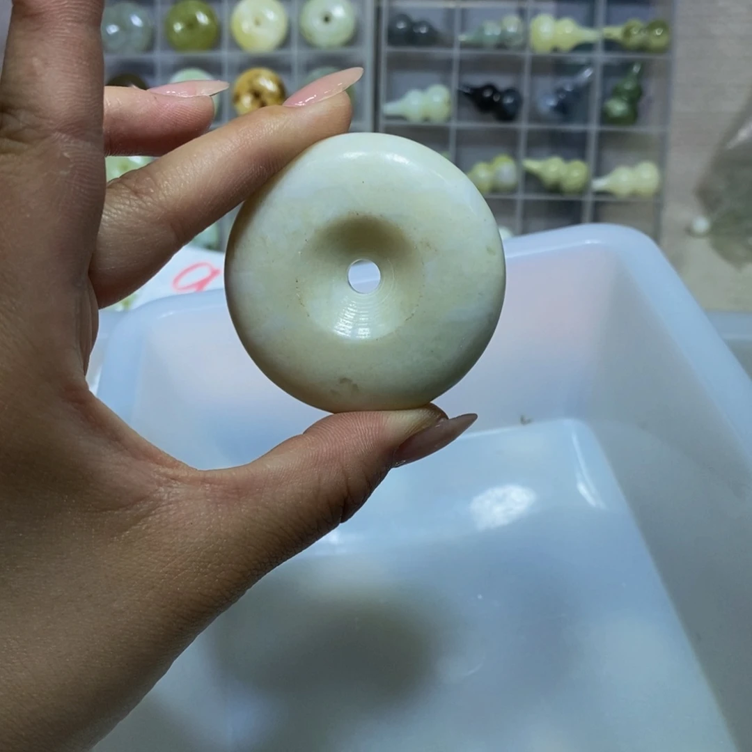 蛇纹石玉未镶嵌颈饰41