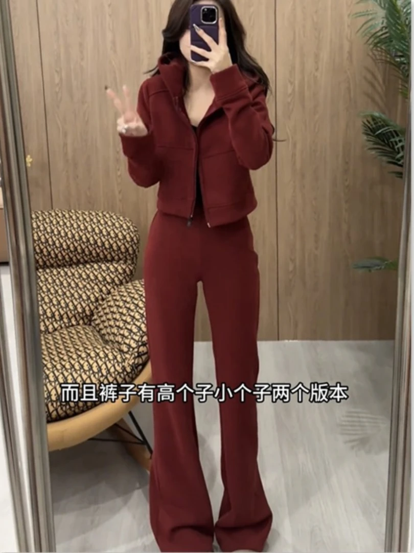 辣妹休闲运动套装女2025年冬季加绒炸街红色短款外套喇叭裤两件套