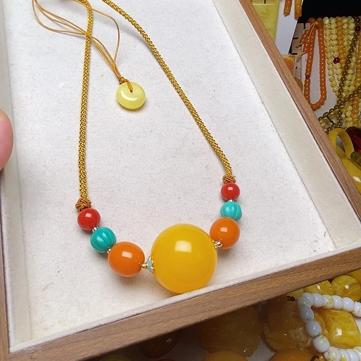 精品设计搭配锁骨