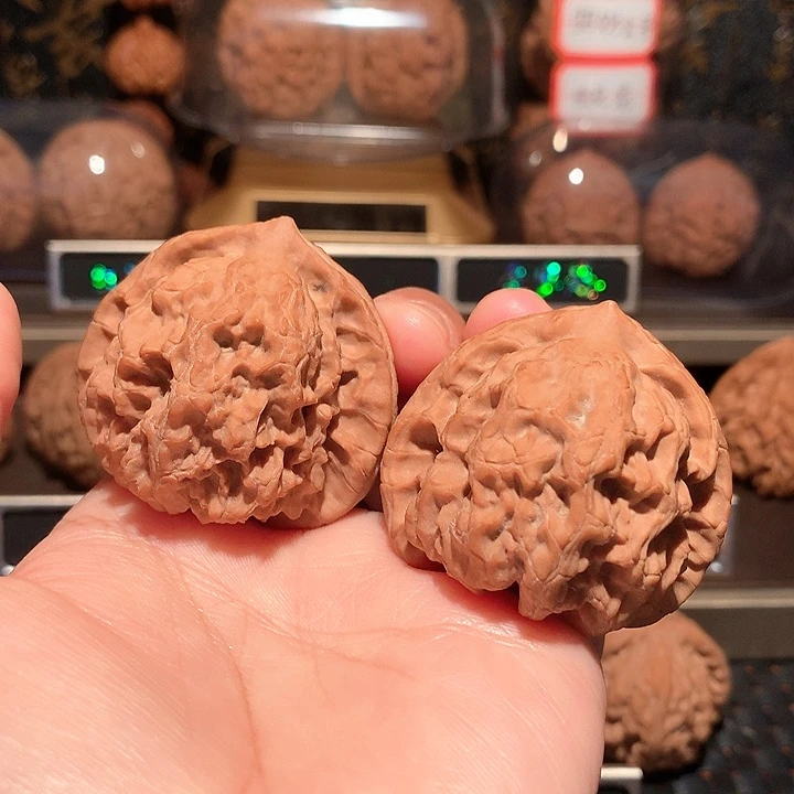 文玩核桃把件梨木台45尺