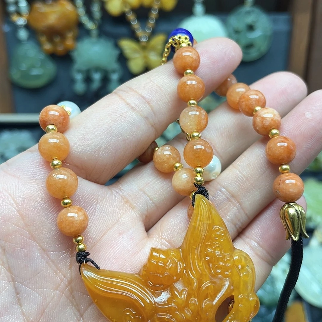 未镶嵌蛇纹石玉颈饰