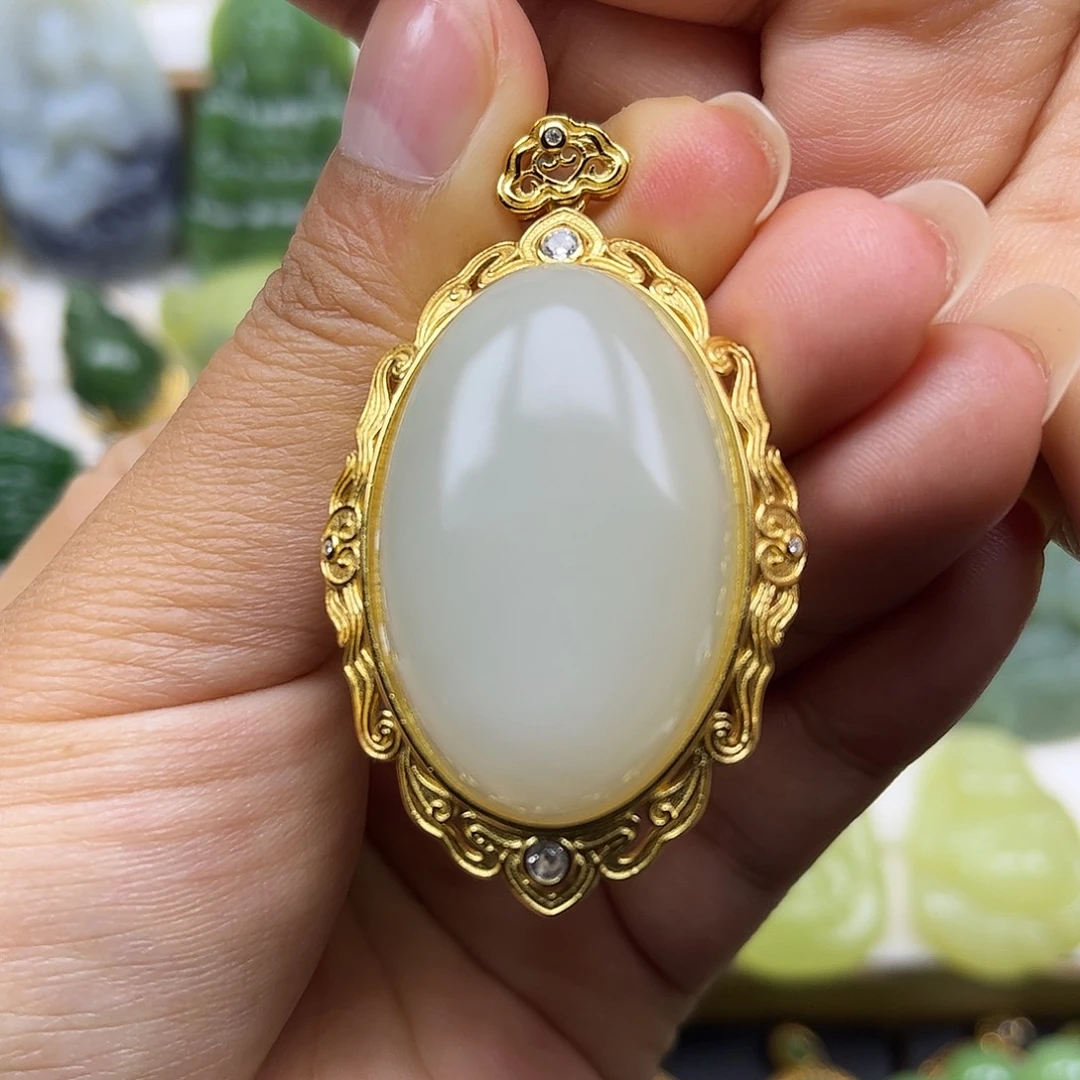 和田玉银S925镶嵌颈饰卡37