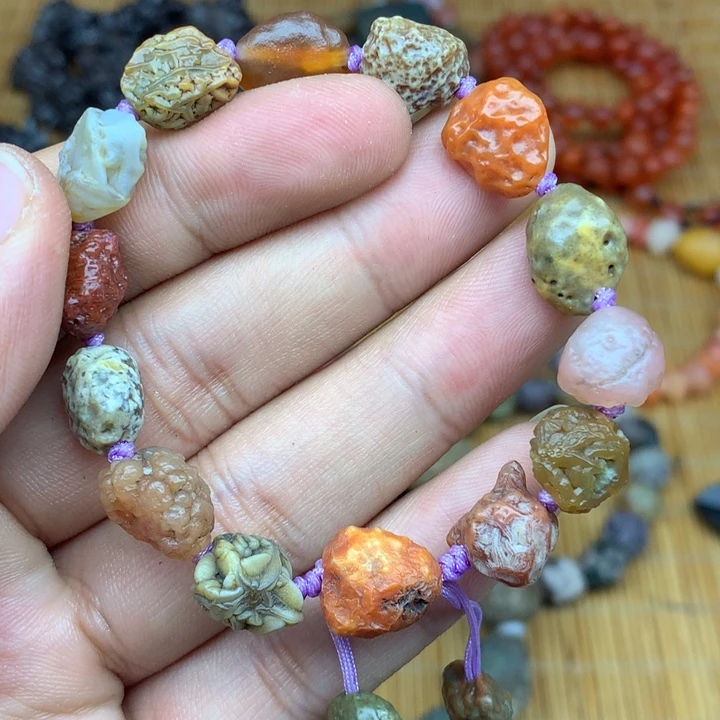 玛瑙/玉髓未镶嵌珠宝半成品踏*